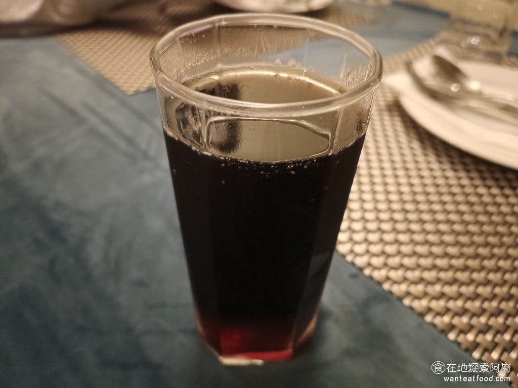 Osteria,Rialto,雅朵義大利餐館,Osteria,Rialto,雅朵義大利餐館菜單,Osteria,Rialto,雅朵義大利餐館價格,大安區美食,大安美食,國父紀念館美食,義式料理,比薩 單點的可樂 80 元 @在地探索的阿府美食世界