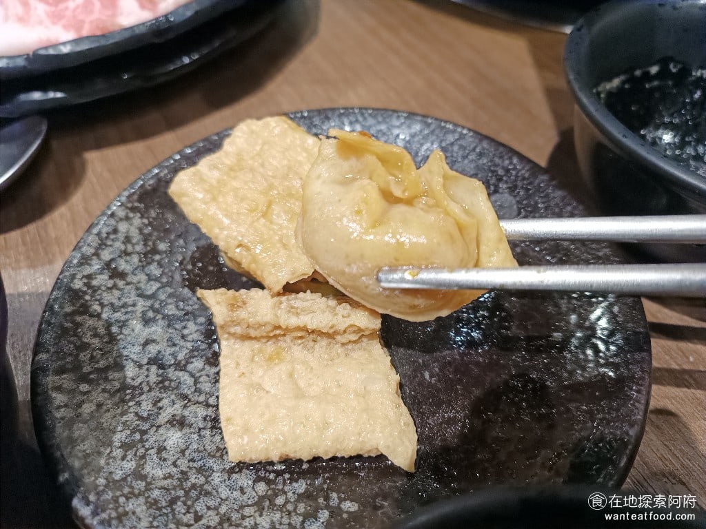 雅香石頭火鍋城 (汐止店) 汐止美食 台灣小吃 台式料理 鍋物料理 鍋物料理