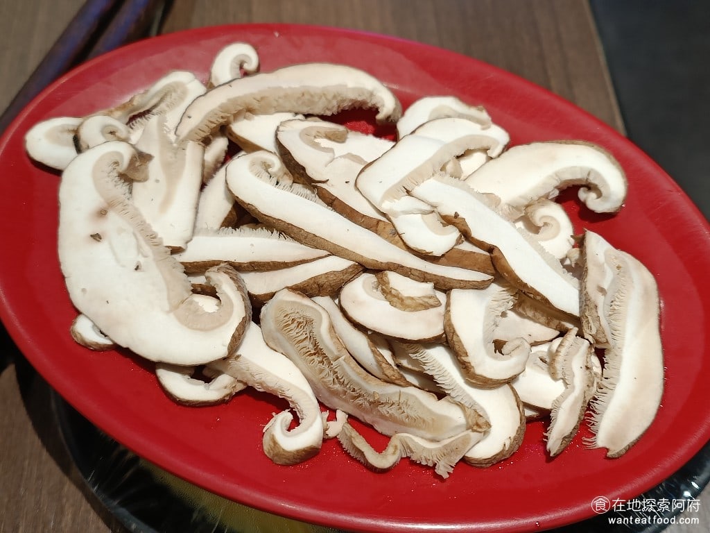 雅香石頭火鍋城 (汐止店) 汐止美食 台灣小吃 台式料理 鍋物料理 鍋物料理