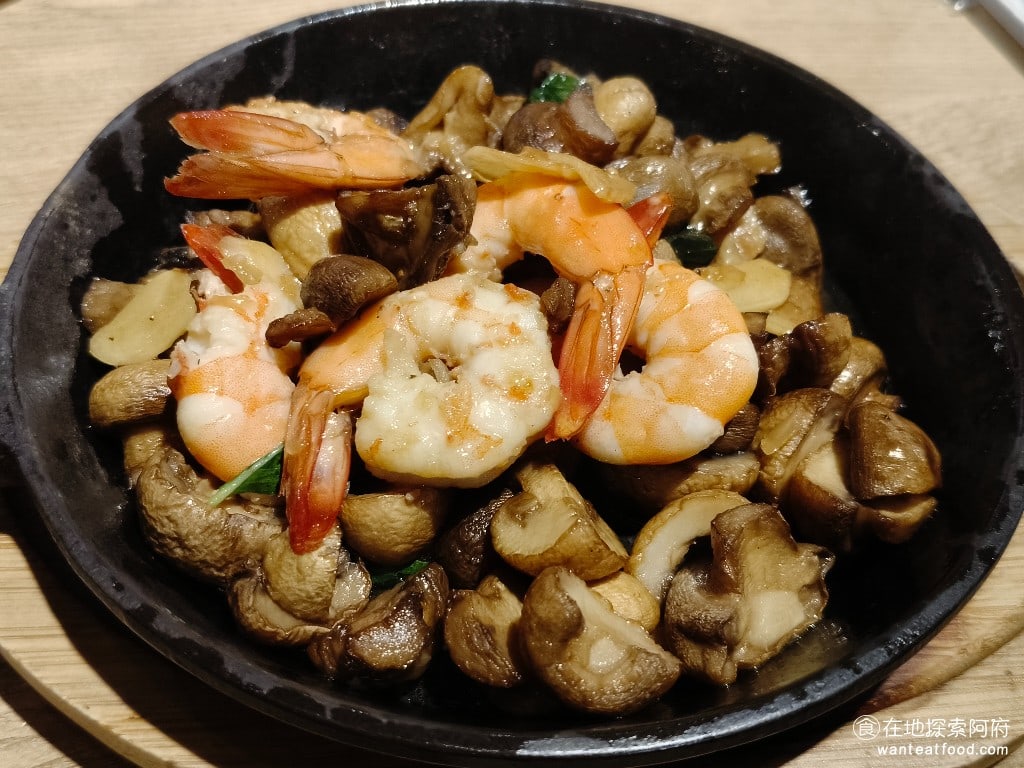 Triple,Cafe,Triple,Cafe菜單,Triple,Cafe價格,內湖區美食,內湖美食,大湖公園美食,美式料理,漢堡,義式料理,義大利麵,燉飯 可能是因為《Triple Cafe》積極轉型成為親子和寵物友善餐廳，所以每一道餐點的味道和以前相比，都調得比較清淡。 @在地阿府的美食世界