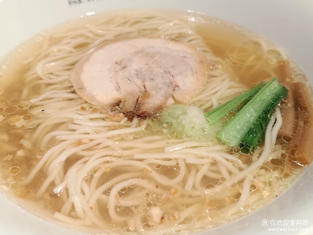 Due,Italian黃金鹽拉麵（台北新光A4分店）,Due,Italian黃金鹽拉麵（台北新光A4分店）菜單,Due,Italian黃金鹽拉麵（台北新光A4分店）價格,信義區美食,信義美食,市政府美食,日式料理,拉麵 鹽味拉麵吃起來，對於已習慣吃日本重口味拉麵的人來說，可能會覺得味道太淡了，而且吃起來有點單調。 @在地探索的阿府美食世界