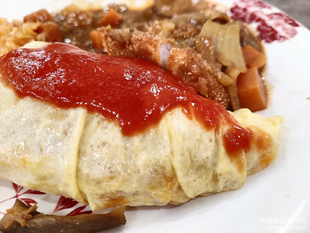 美觀園日本料理,美觀園日本料理菜單,美觀園日本料理價格,萬華區美食,萬華美食,西門美食,日式料理,蛋包飯,烏龍麵 吃蛋包飯上面一定要淋上番茄醬，如果想要加番茄醬的話，要向服務生拿才有。 @在地探索的阿府美食世界