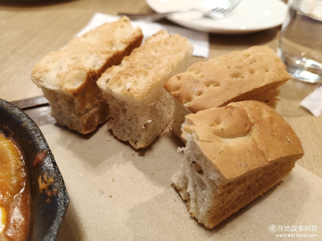 BELLINI Pasta Pasta 台北京站店 大同區美食 台北車站美食 水果披薩 BBQ比薩 手工義大利麵 義式料理 貝里尼