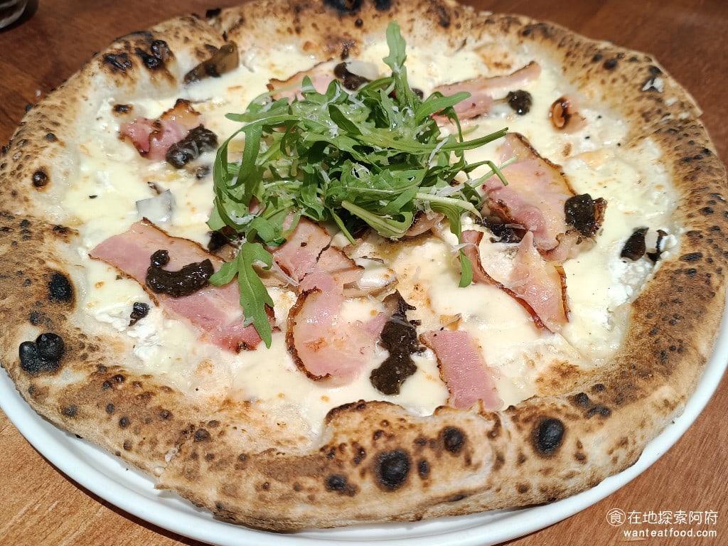 Gira,Pizza,旋轉披薩,Gira,Pizza,旋轉披薩菜單,Gira,Pizza,旋轉披薩價格,美食,美食,義式料理,披薩,松山區美食,小巨蛋美食