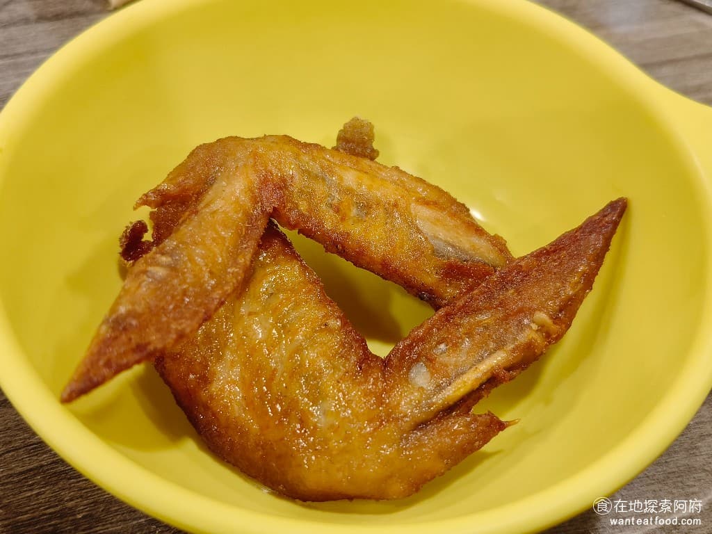 我家牛排-內湖港墘店,我家牛排-內湖港墘店菜單,我家牛排-內湖港墘店價格,內湖區美食,內湖美食,港墘美食,美式料理,牛排,牛排,牛排 烤雞翅 蠻意外的，烤雞翅味道非常棒，比麥當勞的烤雞翅還好吃！ @在地阿府的美食世界