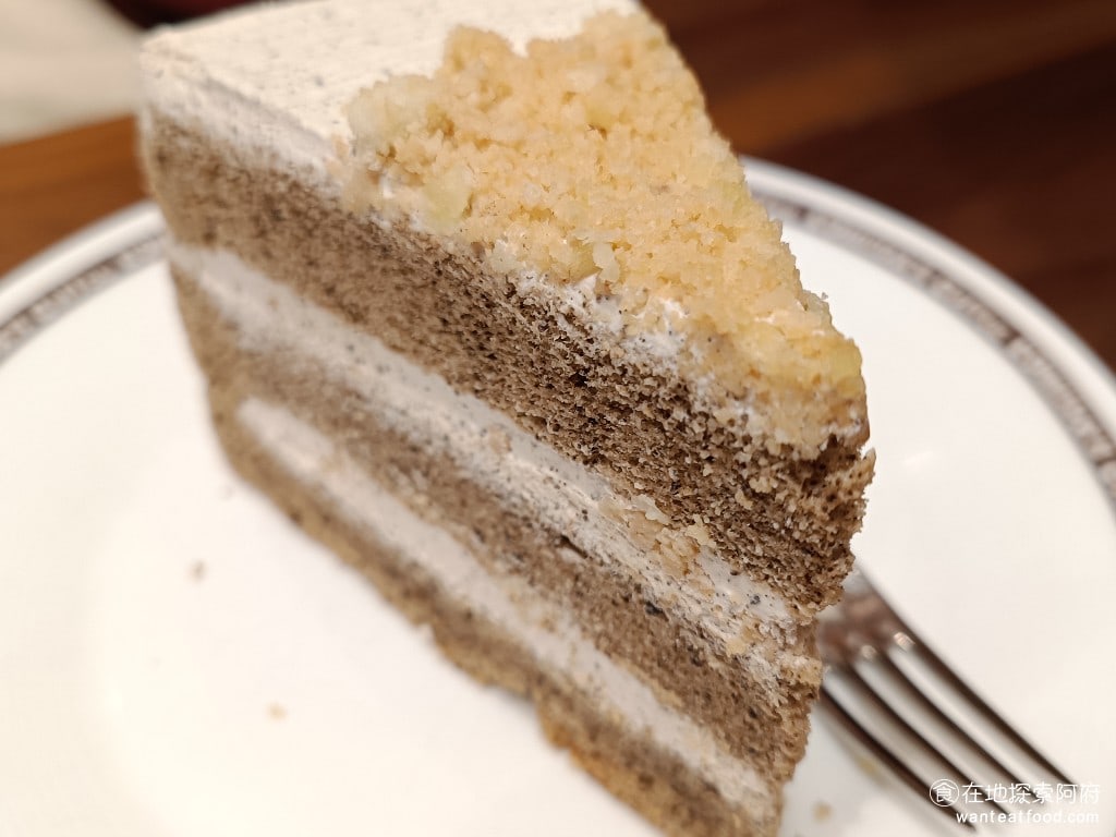 客美多咖啡,komeda's,coffee,-,大直店,客美多咖啡,komeda‘s,coffee,-,大直店菜單,客美多咖啡,komeda‘s,coffee,-,大直店價格,中山區美食,中山美食,劍南路站美食,日式料理,漢堡排,炸雞 畢竟這裡不是專門的蛋糕店，所以若要點蛋糕，就不推薦了。 @在地探索的阿府美食世界