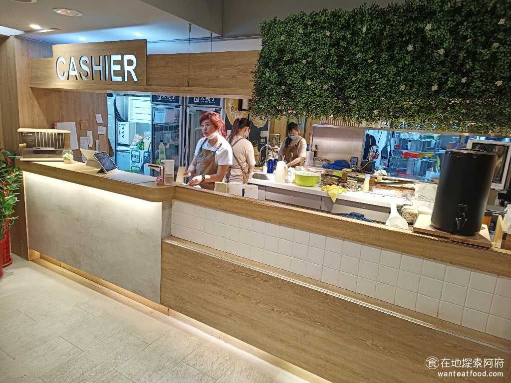 花娘小館南京店,花娘小館南京店菜單,花娘小館南京店價格,松山區美食,松山美食,中式料理,川菜,熱炒,熱炒,熱炒 店內的廚房是開放式的，不管是櫃檯還是廚房都感覺非常乾淨，店內的服務人員也都非常親切且專業，對每道菜都非常了解。 @在地阿府的美食世界